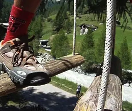 Serra Pineta * 세라마쪼니